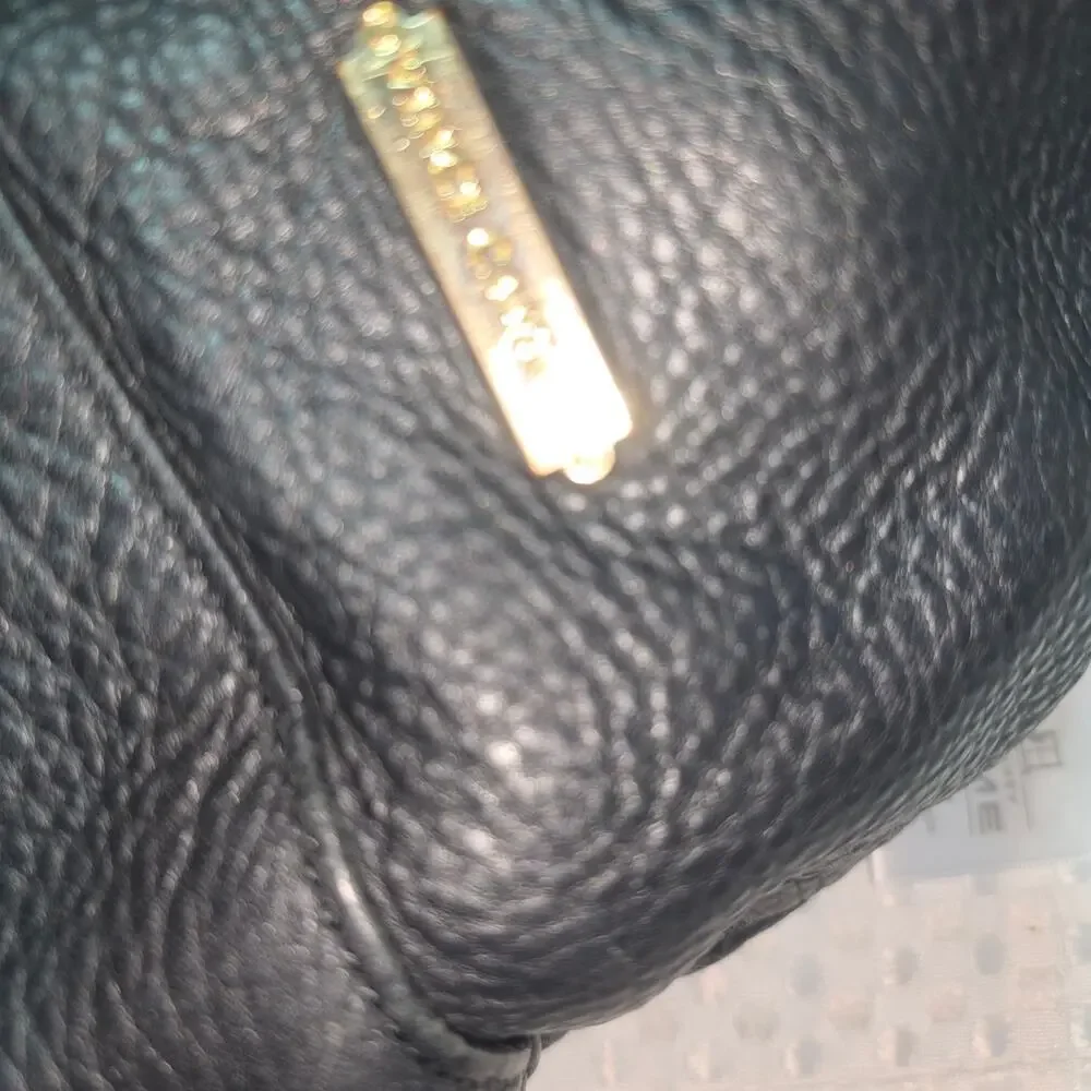 VINCE CAMUTO XL LEATHER BLACK HOBO BAG